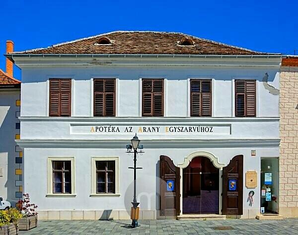 Bildagentur Mauritius Images Historisches Apotheken Museum Zum Goldenen Einhorn In Koszeg