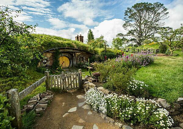 Bildagentur Mauritius Images New Zealand Hobbiton Movie Set Landscape Earth House