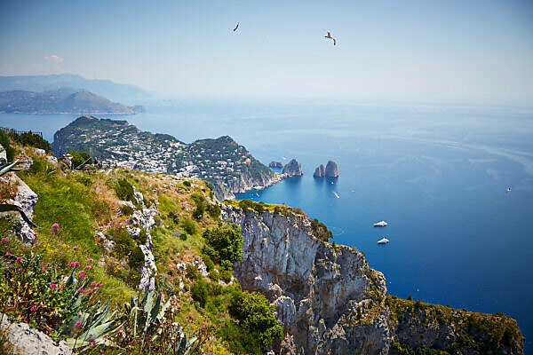 Bildagentur Mauritius Images View On The Sea From Above Steep Coast Rocks View Mountains Nature Steep Capri Blue Italy