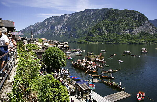 File:Hallstatt Schach.jpg - Wikimedia Commons