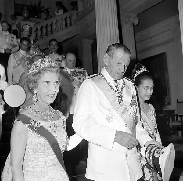 Queen Anne-Marie Wears Cross from Wedding to King Constantine Funeral