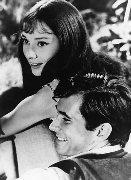 Bildagentur Mauritius Images Audrey Hepburn And Anthony Perkins In Green Mansions 1959