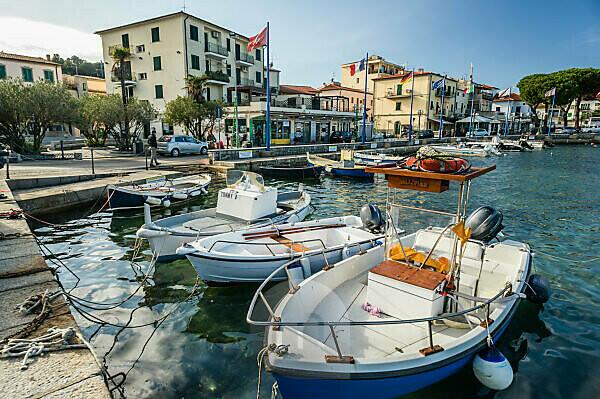 Bildagentur Mauritius Images Boote Liegen Im Hafen Von Marina Di Campo Elba Toscana Italien